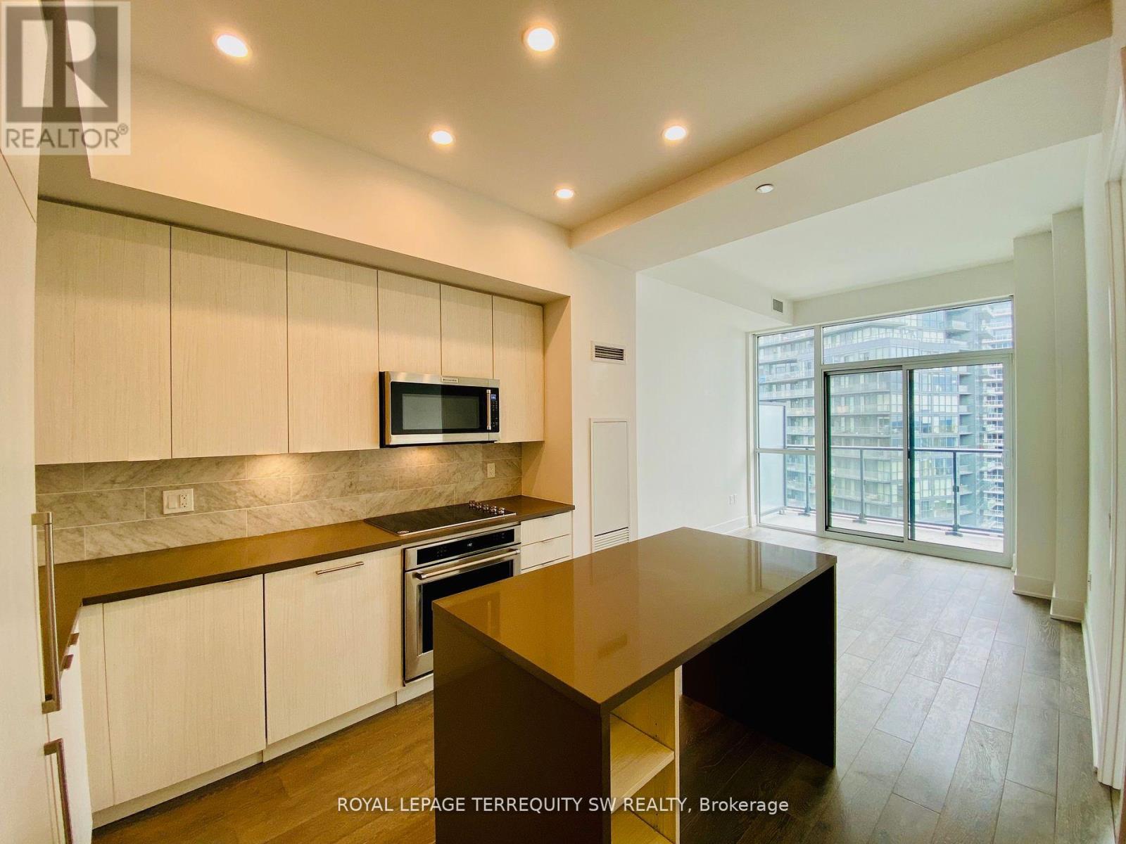 Lph09 - 38 Iannuzzi Street, Toronto, Ontario  M5V 0S2 - Photo 4 - C13209794