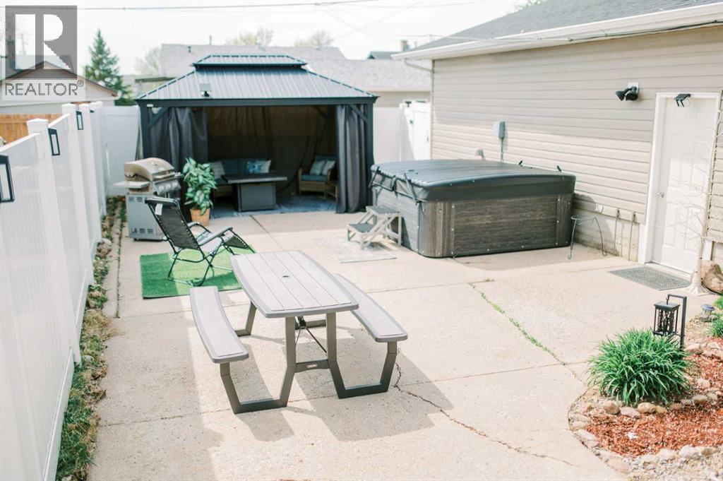 4606 57a Street, Stettler, Alberta  T4K 1J8 - Photo 34 - A2303039