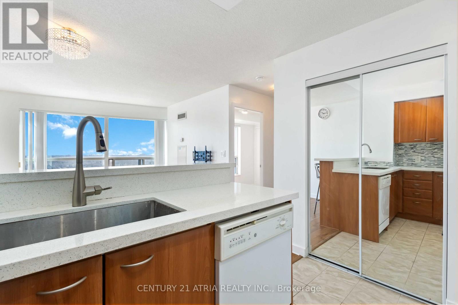2910 - 38 Lee Centre Drive, Toronto, Ontario  M1H 3J7 - Photo 24 - E13209732