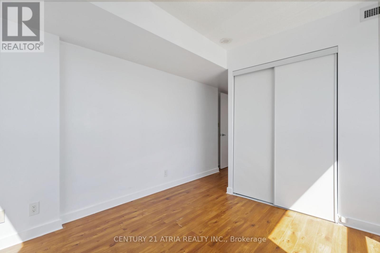 2910 - 38 Lee Centre Drive, Toronto, Ontario  M1H 3J7 - Photo 31 - E13209732