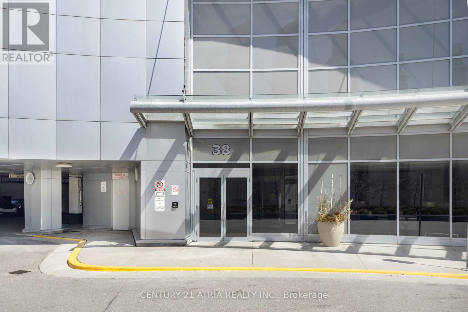 2910 - 38 Lee Centre Drive, Toronto, Ontario  M1H 3J7 - Photo 4 - E13209732