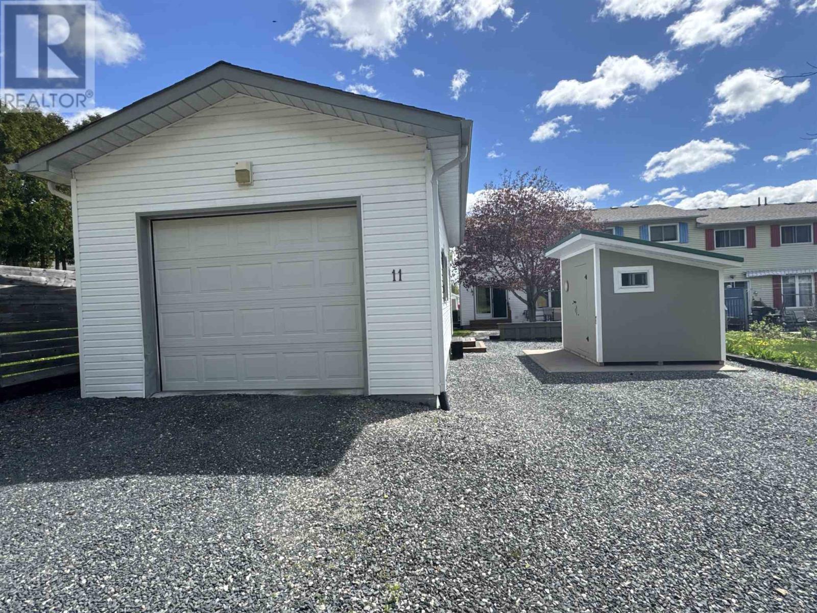11 Gauthier Pl, Elliot Lake, Ontario  P5A 3M1 - Photo 10 - SM261216