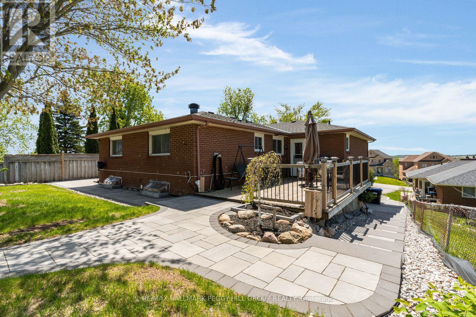 865 John Street, Innisfil, Ontario  L0L 1K0 - Photo 16 - N13209710