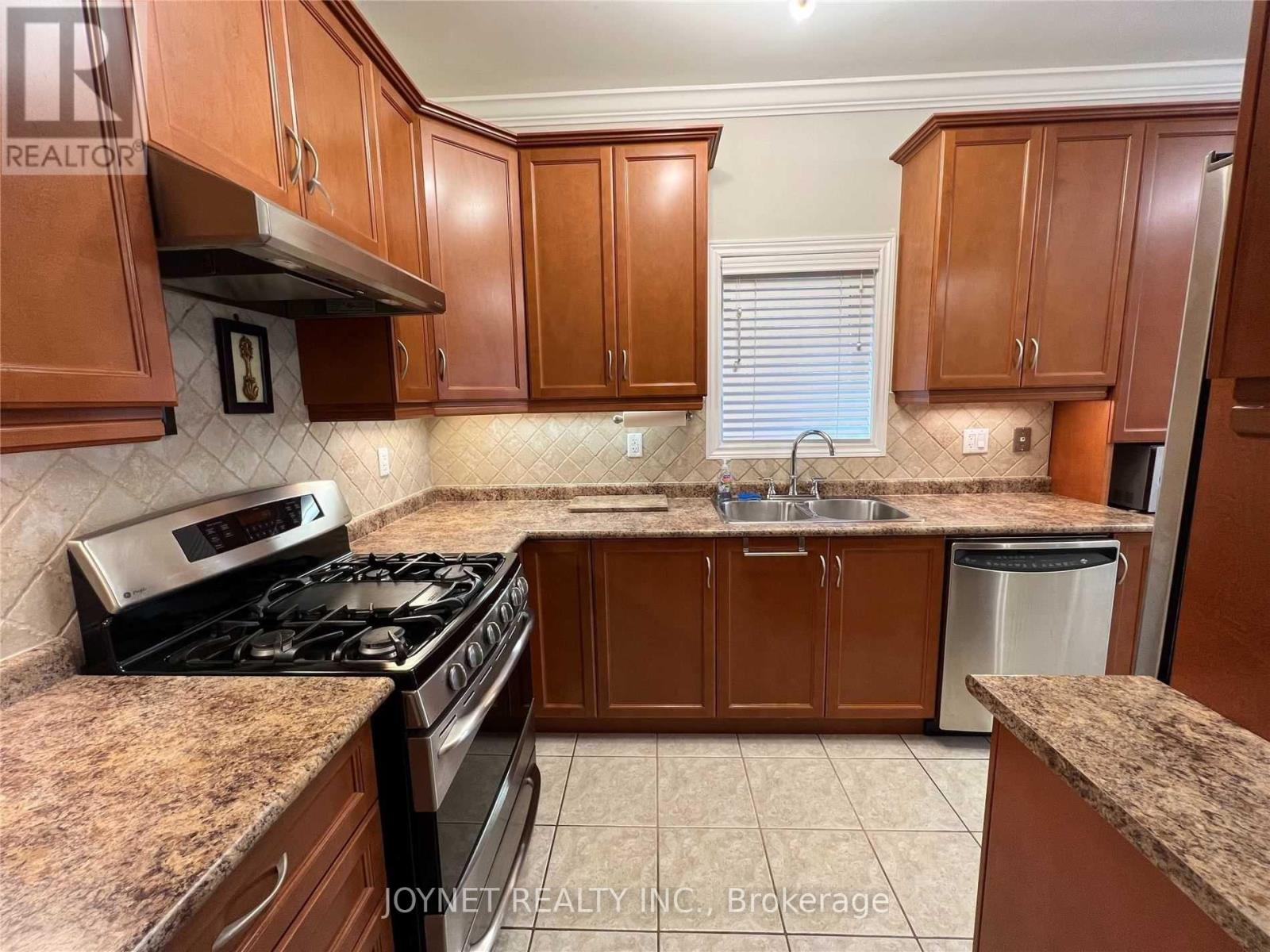 269 Lauderdale Drive, Vaughan, Ontario  L6A 0N4 - Photo 7 - N13209922
