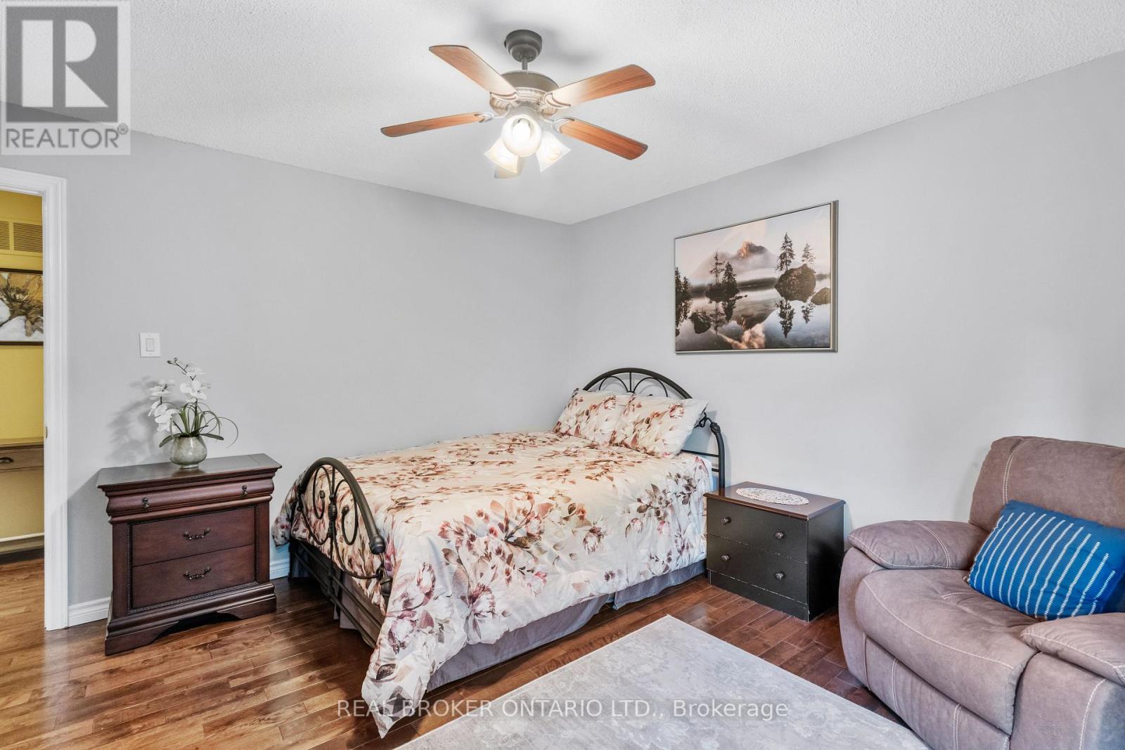 63 Haskell Crescent, Aurora, Ontario  L4G 5T6 - Photo 19 - N13209932
