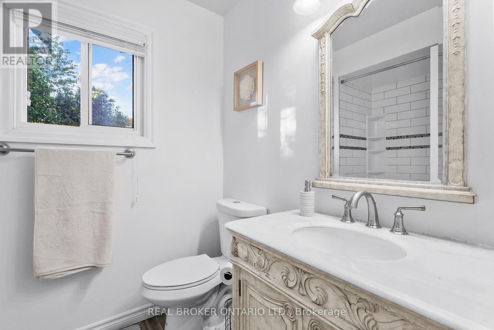 63 Haskell Crescent, Aurora, Ontario  L4G 5T6 - Photo 25 - N13209932