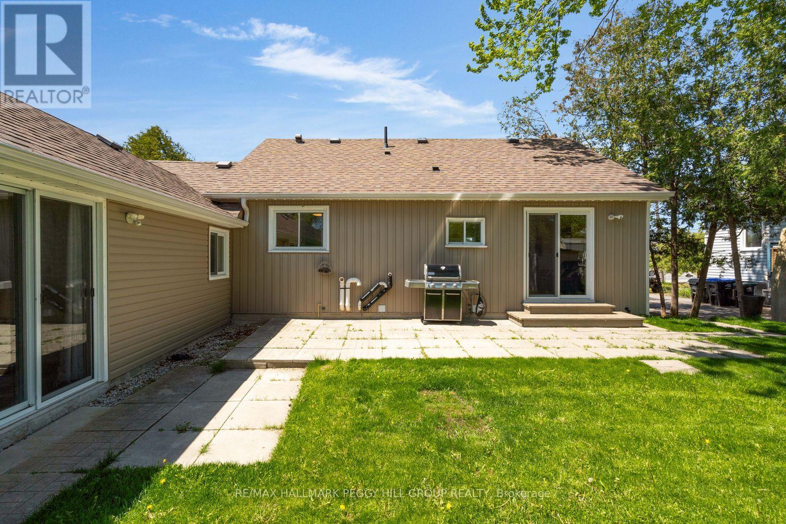 8001 Yonge Street, Innisfil, Ontario  L9S 1L2 - Photo 13 - N13209942