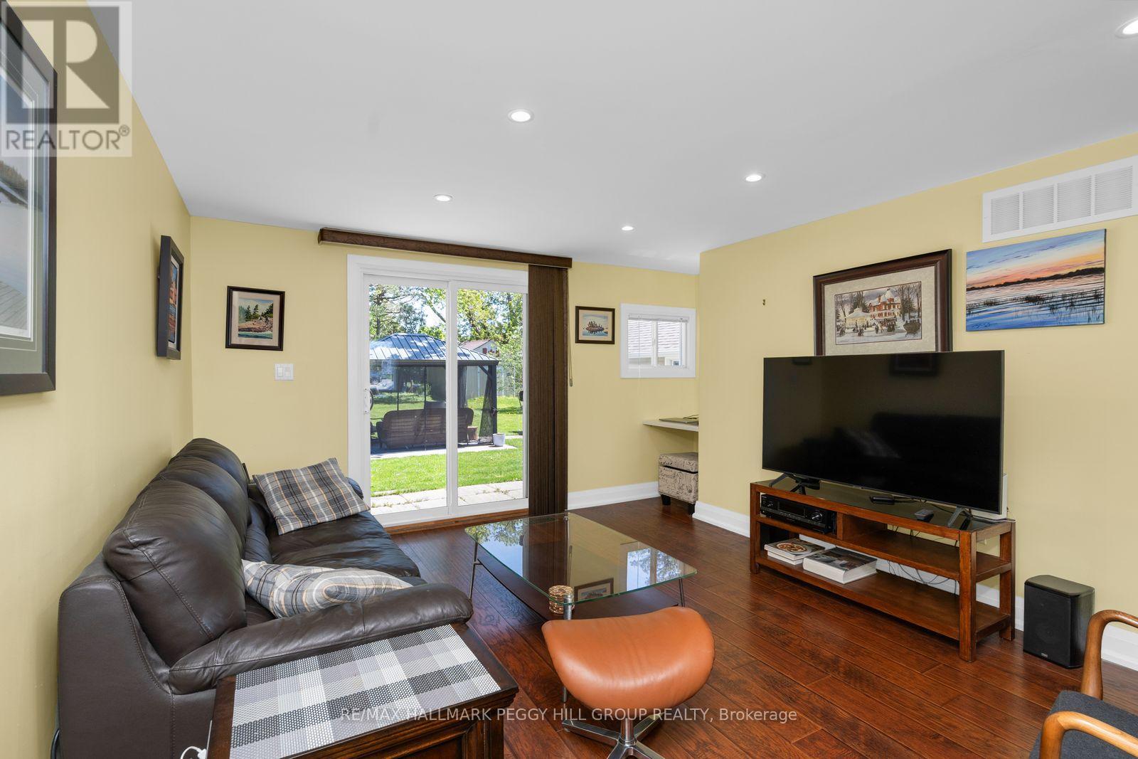8001 Yonge Street, Innisfil, Ontario  L9S 1L2 - Photo 3 - N13209942