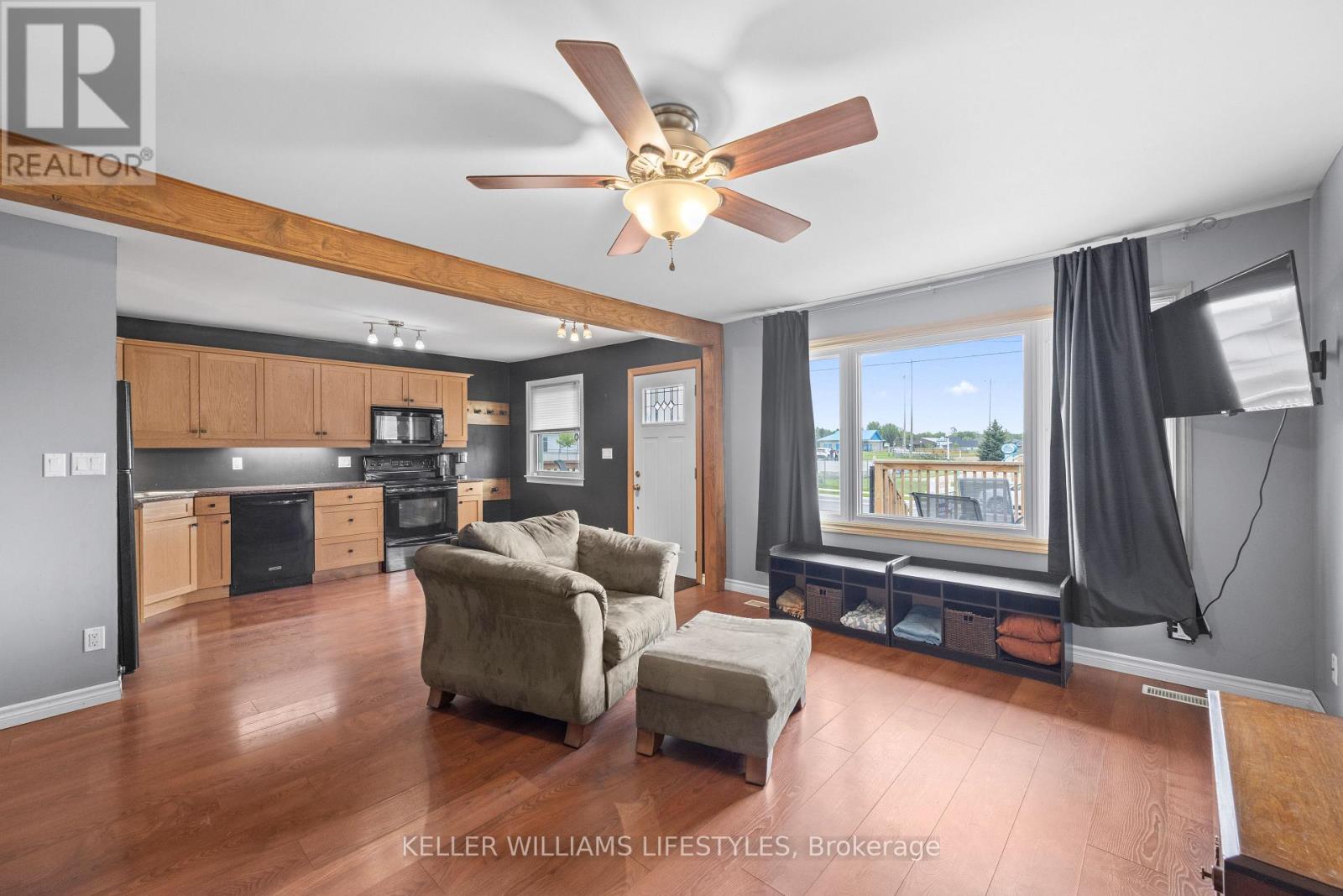 258 Upper Queen Street, Thames Centre, Ontario  N0M 2P0 - Photo 9 - X13209950
