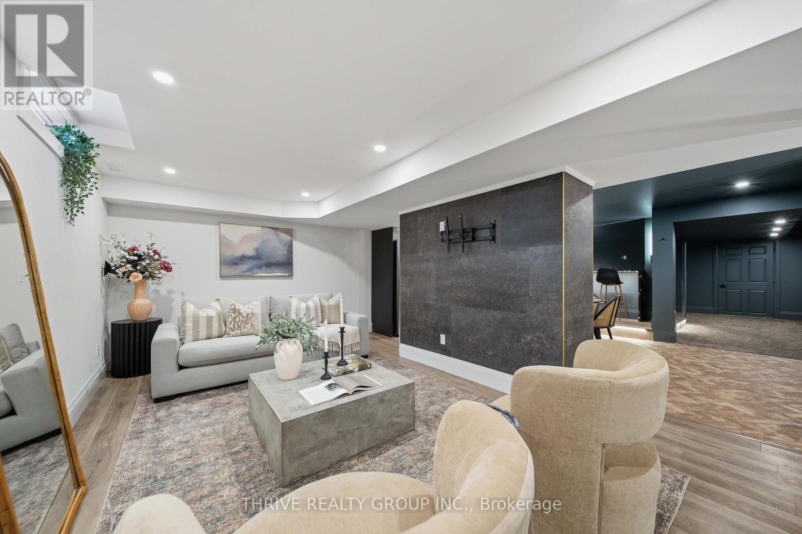 137 Sherwood Place, Thames Centre, Ontario  N0L 1G3 - Photo 36 - X13210048