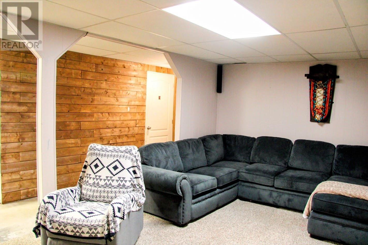 50 Otter Ave, Manitouwadge, Ontario  P0T 2C0 - Photo 21 - TB2601216