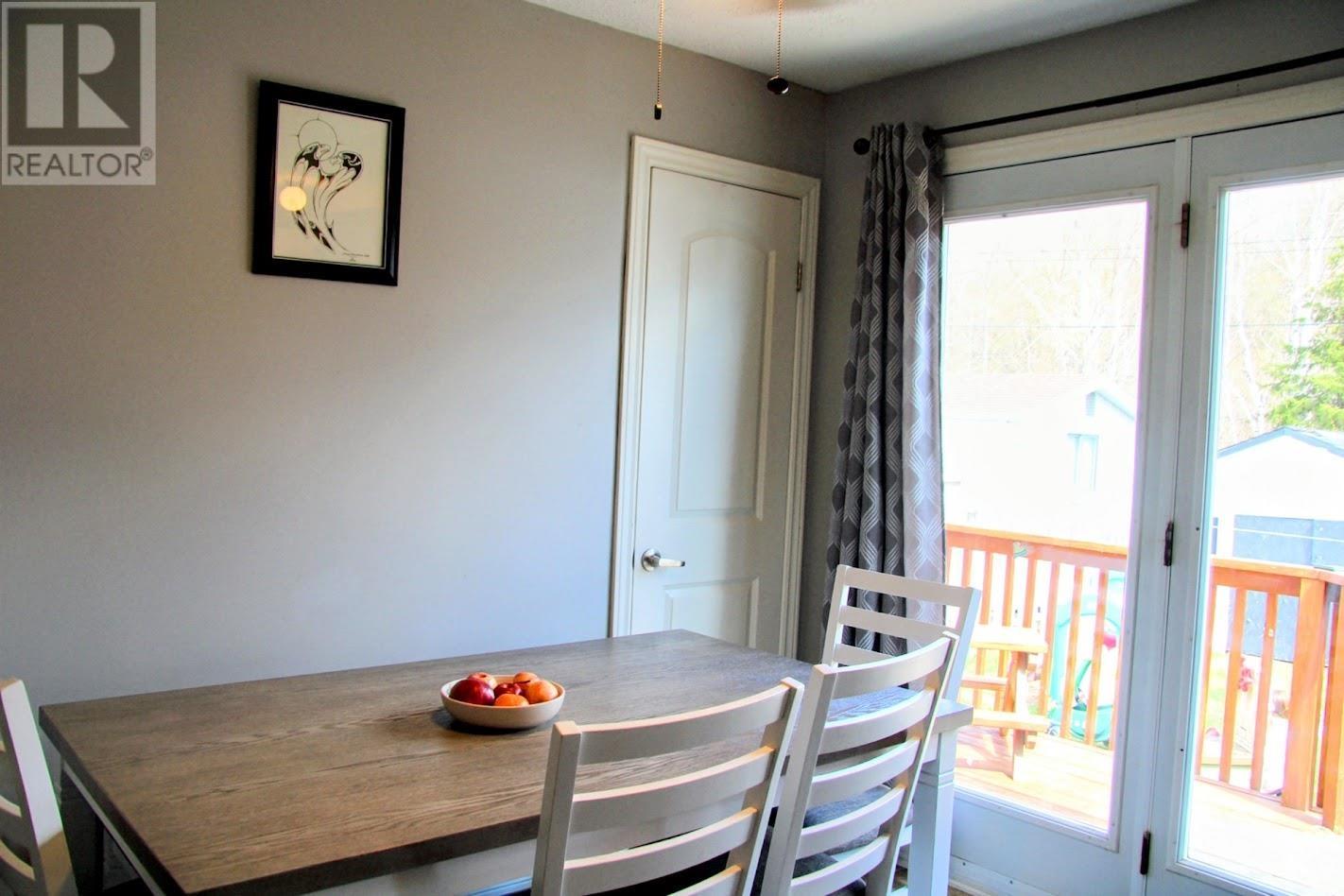 50 Otter Ave, Manitouwadge, Ontario  P0T 2C0 - Photo 6 - TB2601216