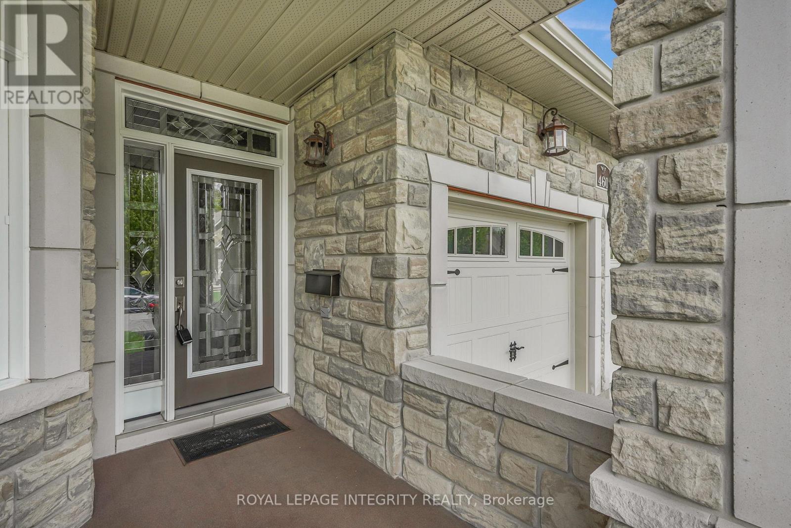 460 Jasper Crescent, Clarence-Rockland, Ontario  K4K 0C7 - Photo 3 - X13209974