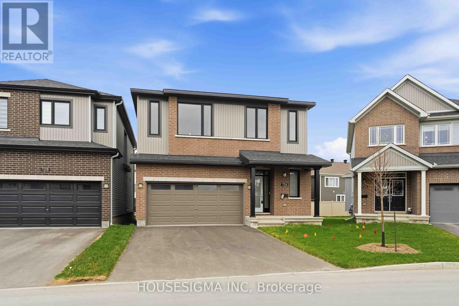 126 Lumen Place, Ottawa, Ontario  K1W 0S9 - Photo 2 - X13210028