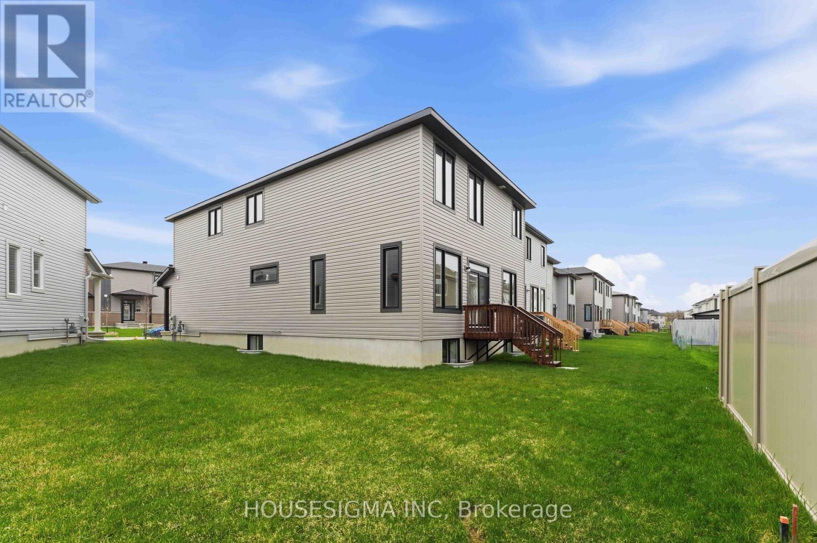 126 Lumen Place, Ottawa, Ontario  K1W 0S9 - Photo 32 - X13210028