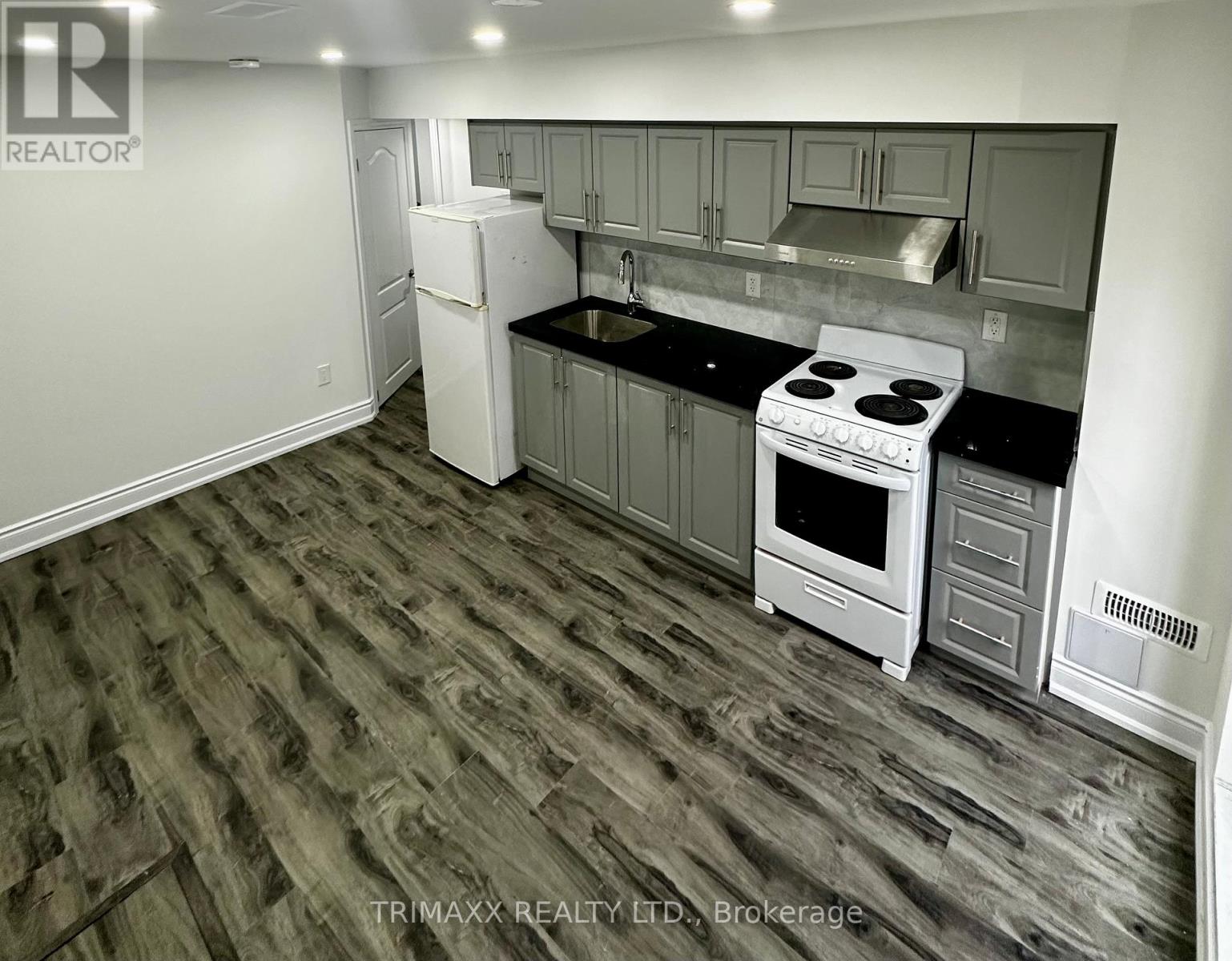 Basement - 68 Ural Circle, Brampton, Ontario L6R 1H2 - Photo 2 - W13209694