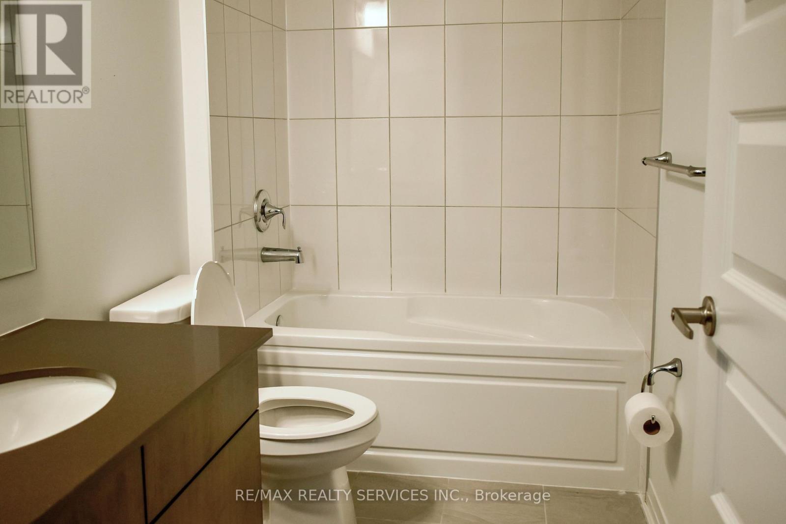 614 - 490 Gordon Krantz, Milton, Ontario  L9E 1Z5 - Photo 23 - W13209726