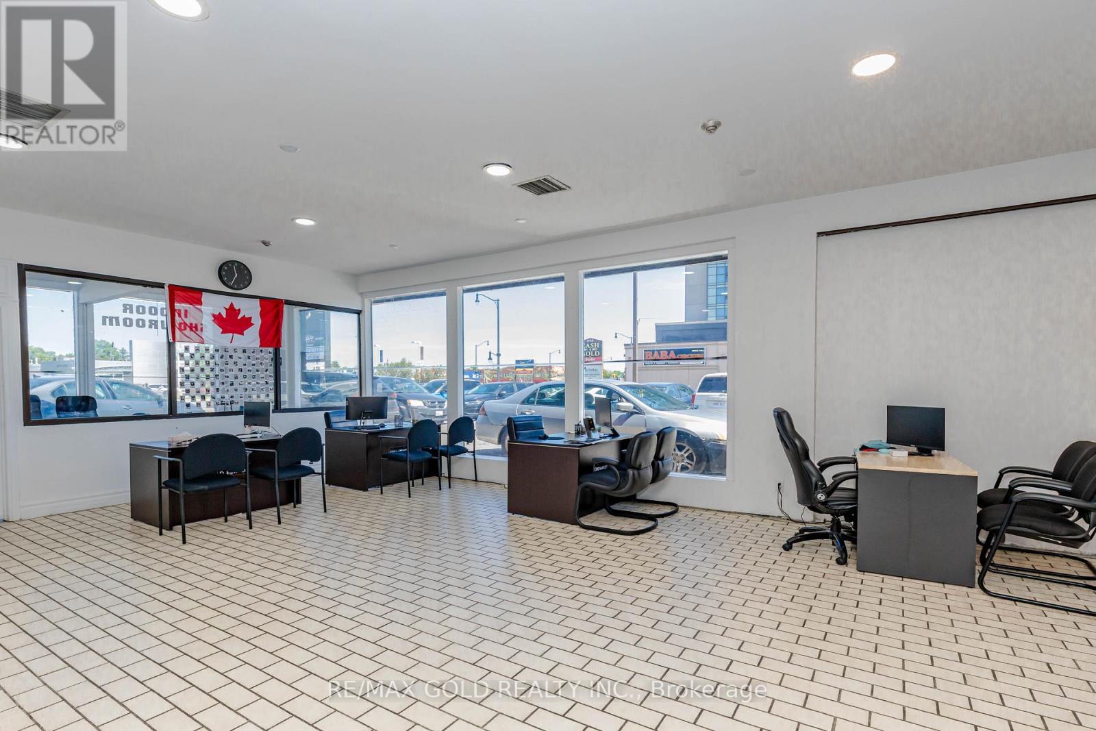 G1 - 243 Queen Street E, Brampton, Ontario L6W 2B5 - Photo 15 - W13209776