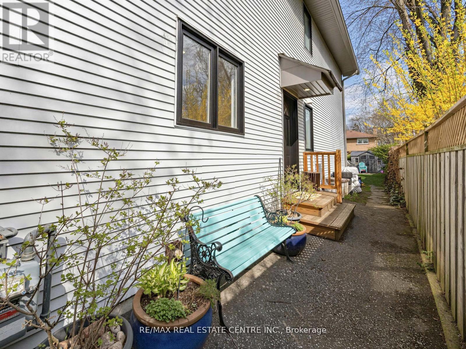592 Montbeck Crescent, Mississauga, Ontario  L5G 1N8 - Photo 27 - W13209944