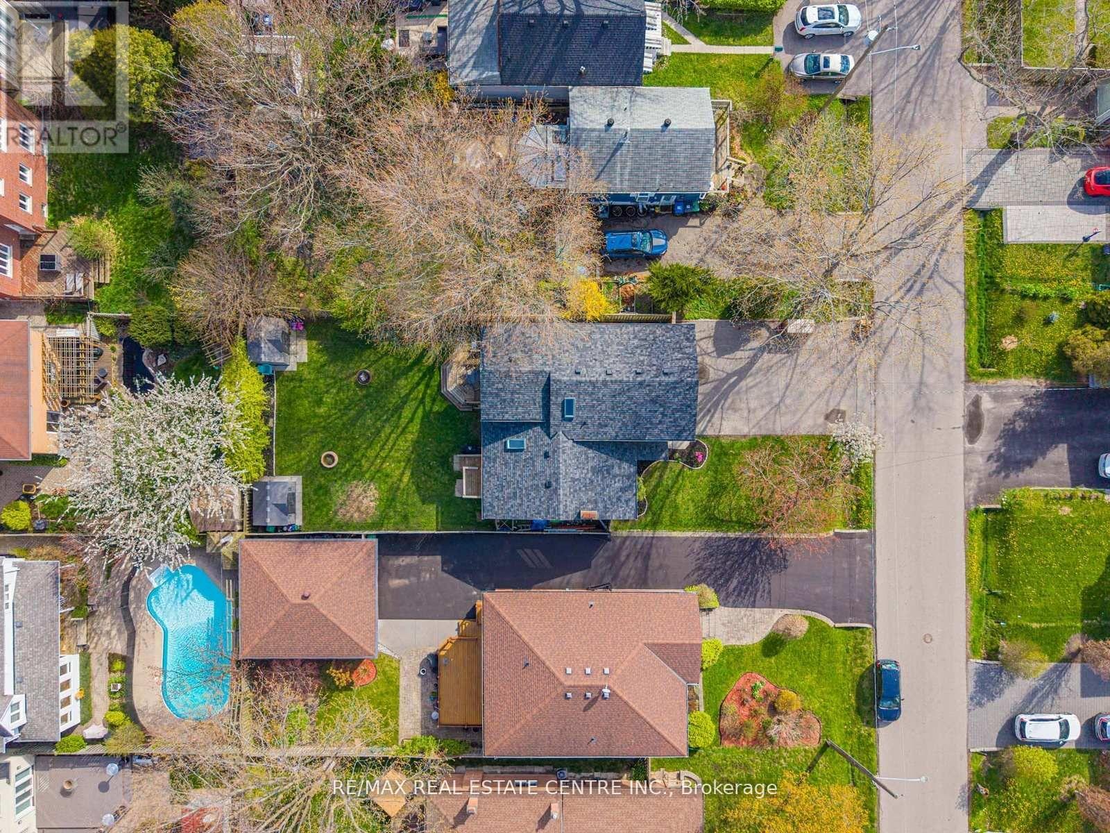 592 Montbeck Crescent, Mississauga, Ontario  L5G 1N8 - Photo 45 - W13209944