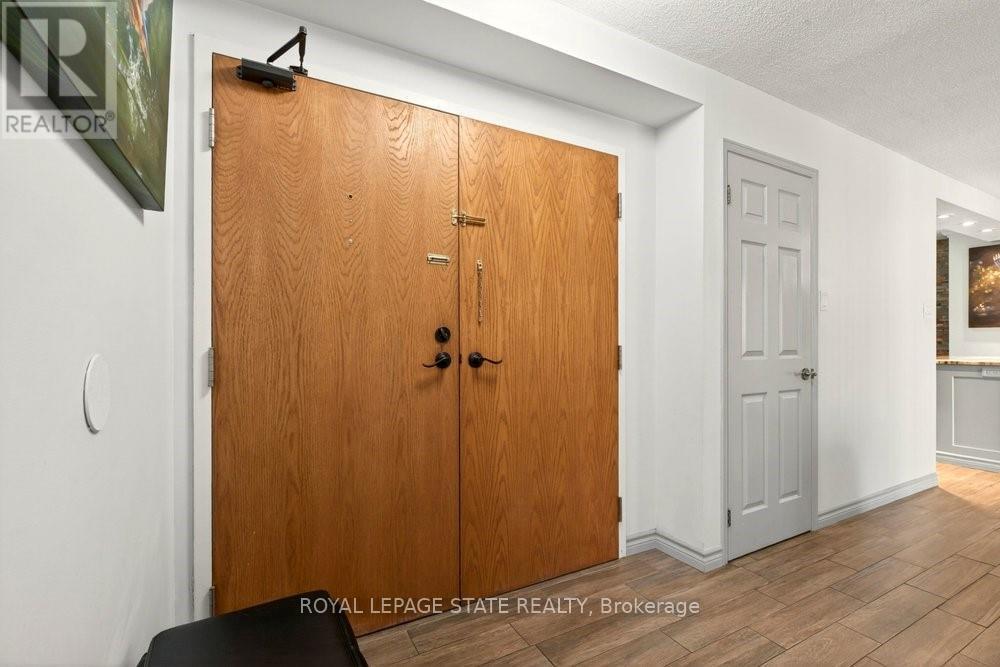 403 - 165 Bold Street, Hamilton, Ontario  L8P 1V4 - Photo 3 - X13209758