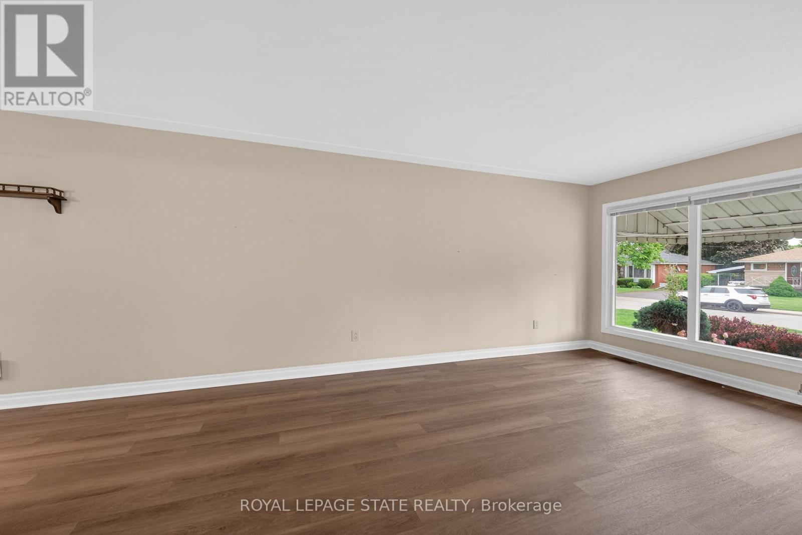 88 West 33rd Street, Hamilton, Ontario  L9C 5J1 - Photo 4 - X13209784