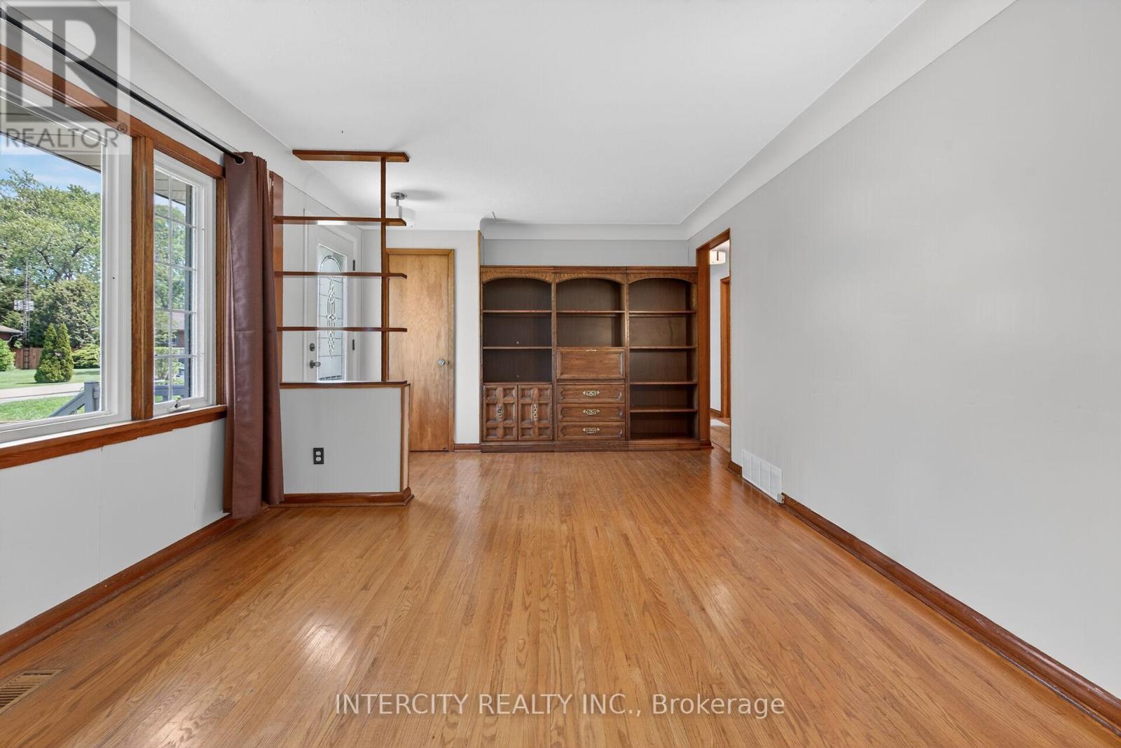 8735 Howe Crescent, Niagara Falls, Ontario  L2G 6Z4 - Photo 14 - X13209848