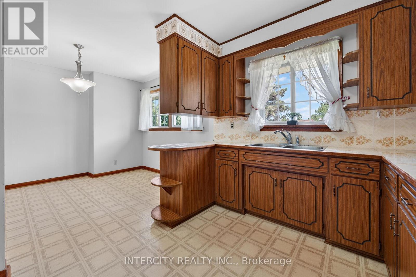 8735 Howe Crescent, Niagara Falls, Ontario  L2G 6Z4 - Photo 15 - X13209848