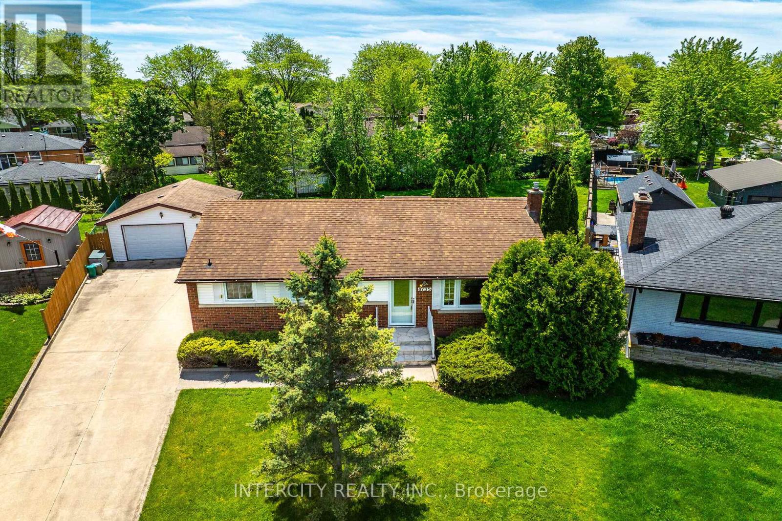 8735 Howe Crescent, Niagara Falls, Ontario  L2G 6Z4 - Photo 2 - X13209848
