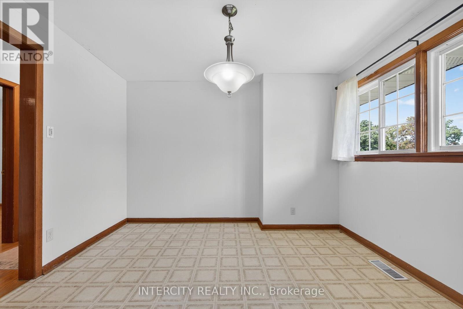 8735 Howe Crescent, Niagara Falls, Ontario  L2G 6Z4 - Photo 21 - X13209848