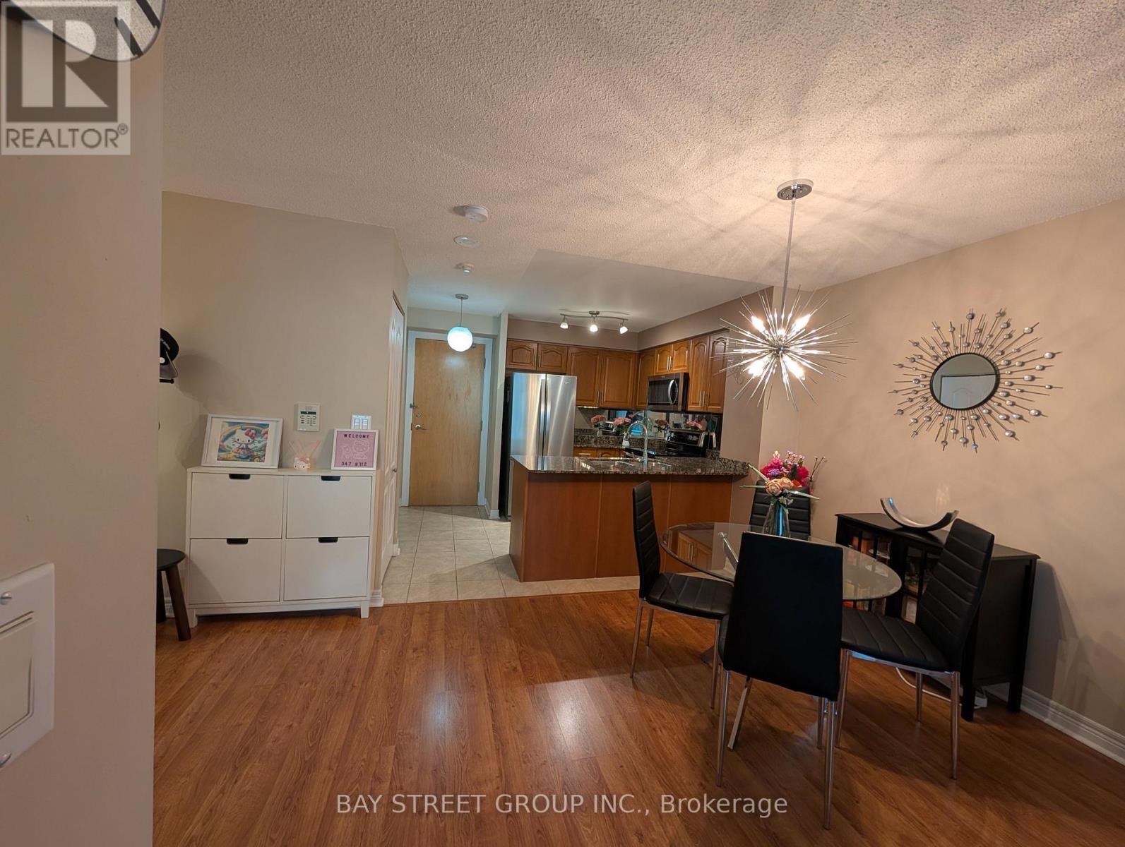 505 - 212 Eglinton Avenue E, Toronto, Ontario  M4P 0A3 - Photo 1 - C13209952