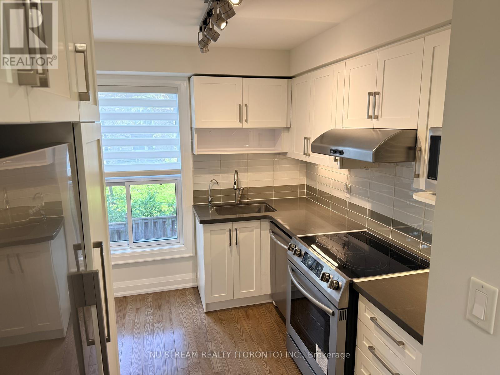 189 - 177 Rusty Crestway E, Toronto, Ontario  M2J 2Y5 - Photo 8 - C13210060