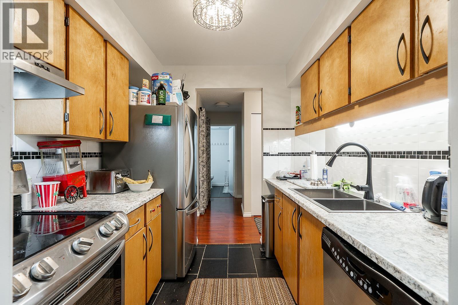 402 365 Ginger Drive, New Westminster, British Columbia  V3L 5L5 - Photo 13 - R3129249