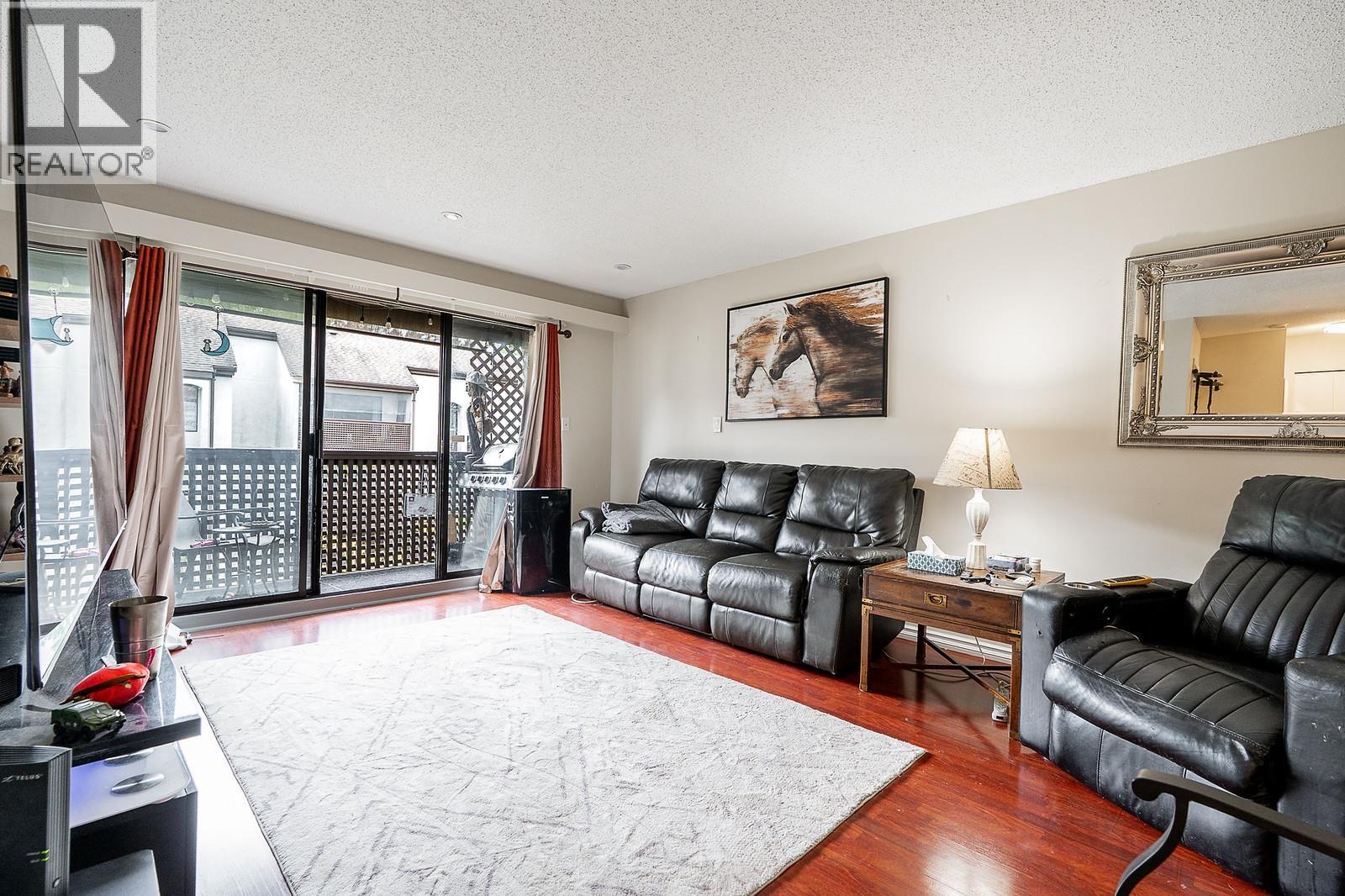 402 365 Ginger Drive, New Westminster, British Columbia  V3L 5L5 - Photo 4 - R3129249