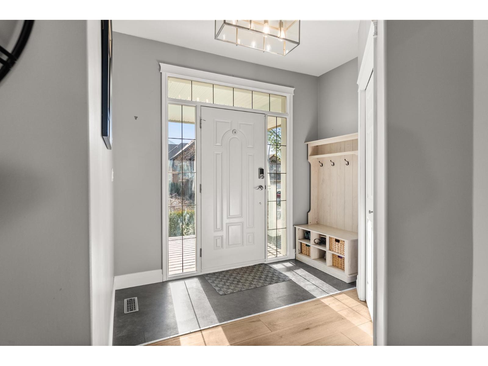 46001 Bridle Ridge Crescent, Promontory, Chilliwack, British Columbia  V2R 5W2 - Photo 6 - R3127181