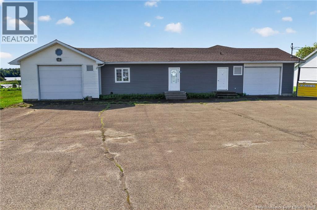 64 De La Riviere Avenue, Bouctouche, New Brunswick  E4S 3A7 - Photo 4 - NB140613