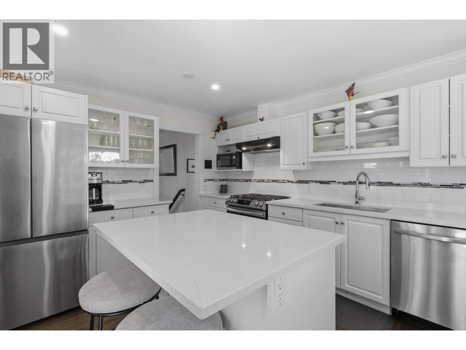 876 Harris Place, Delta, British Columbia  V4M 3A8 - Photo 11 - R3129258