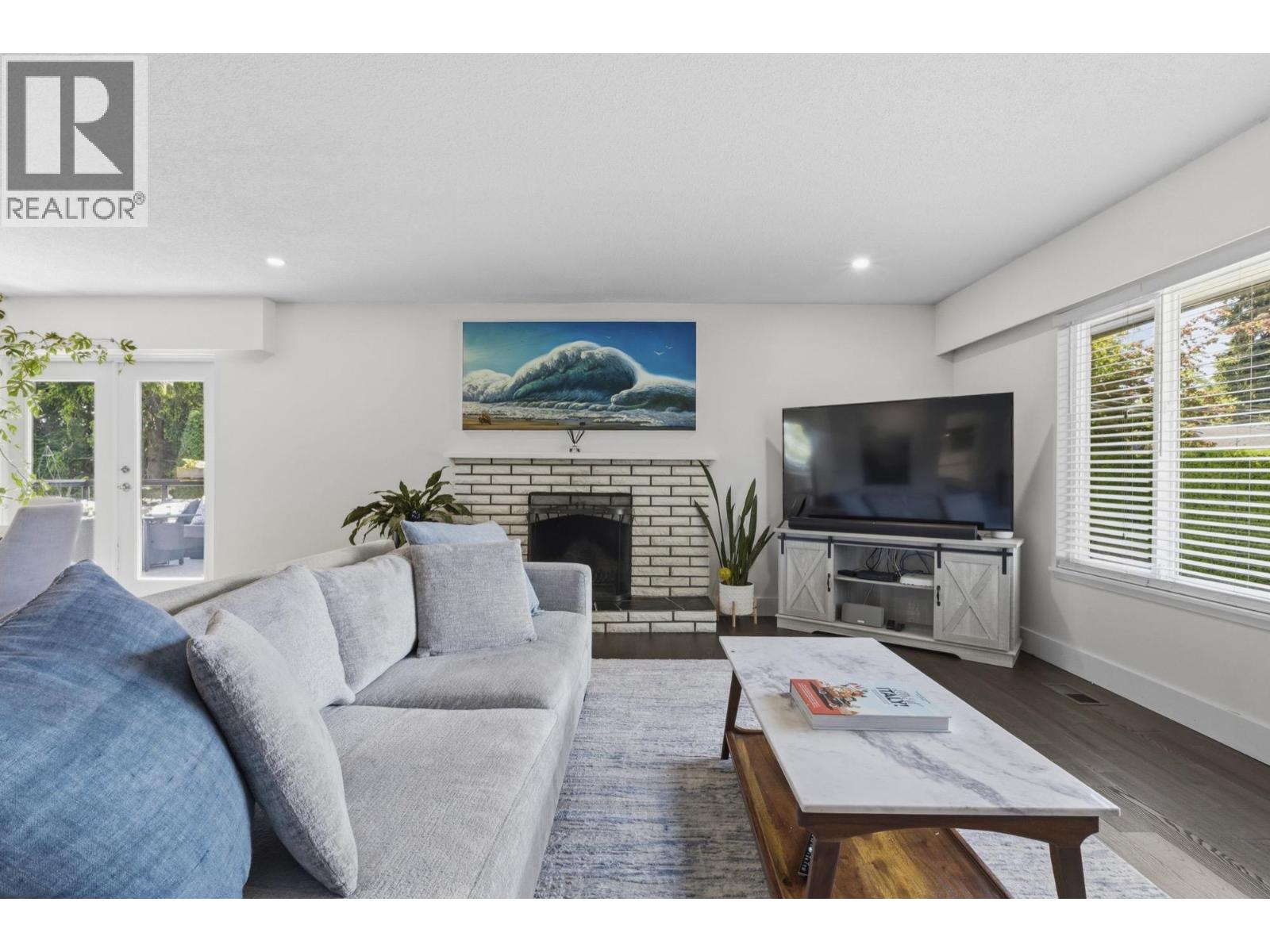 876 Harris Place, Delta, British Columbia  V4M 3A8 - Photo 6 - R3129258