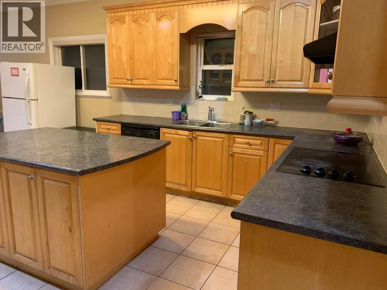 Master Room 1 11371 Cambie Road, Richmond, British Columbia  V6X 1L3 - Photo 15 - R3129132