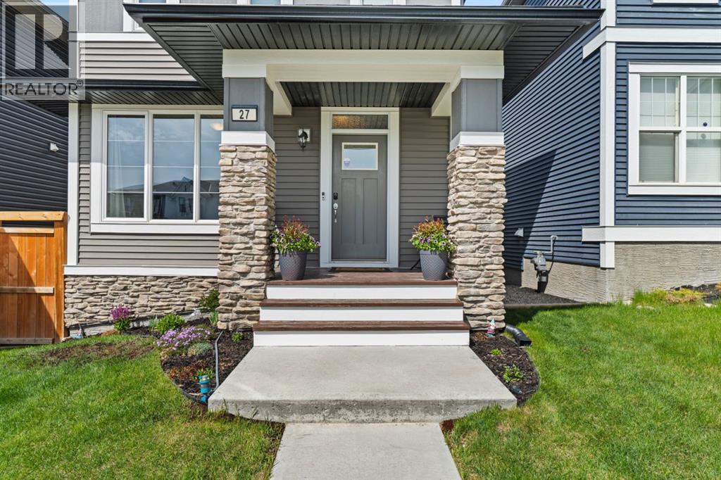 27 Heritage Rise, Cochrane, Alberta  T4C 2R4 - Photo 2 - A2307486