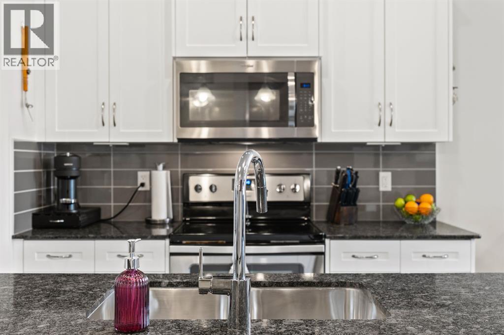 27 Heritage Rise, Cochrane, Alberta  T4C 2R4 - Photo 8 - A2307486