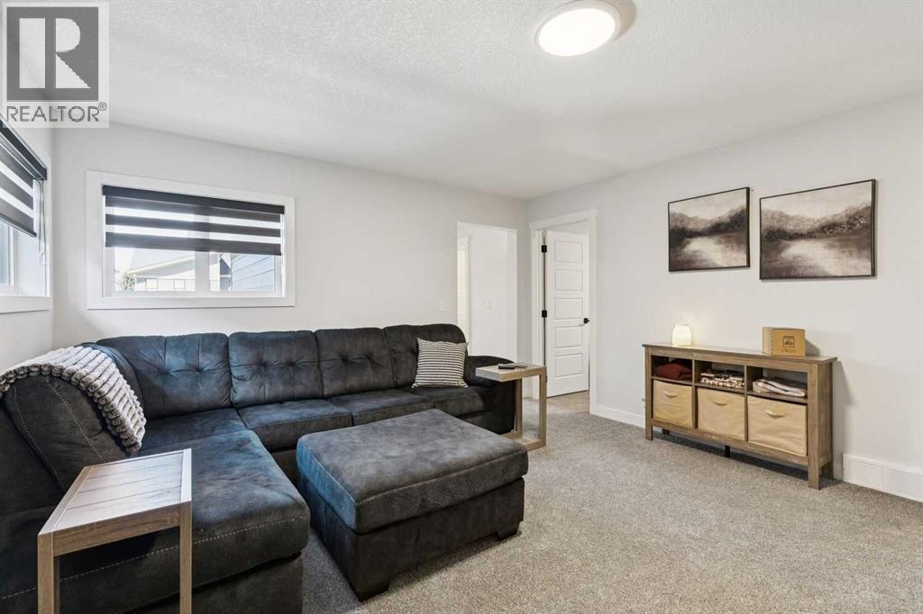 160 Precedence Hill, Cochrane, Alberta  T4C 2T6 - Photo 31 - A2310348