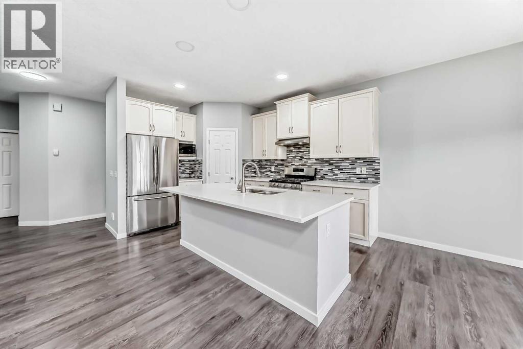 114 Valley Crest Close Nw, Calgary, Alberta  T3B 5W9 - Photo 4 - A2313293