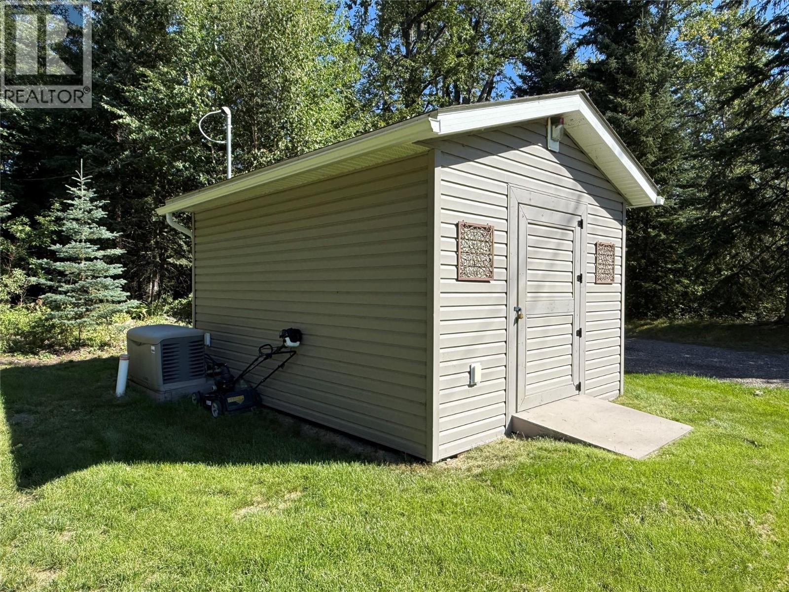 6567 Yips Subdivision, Moberly Lake, British Columbia  V0C 1X0 - Photo 32 - 10389296