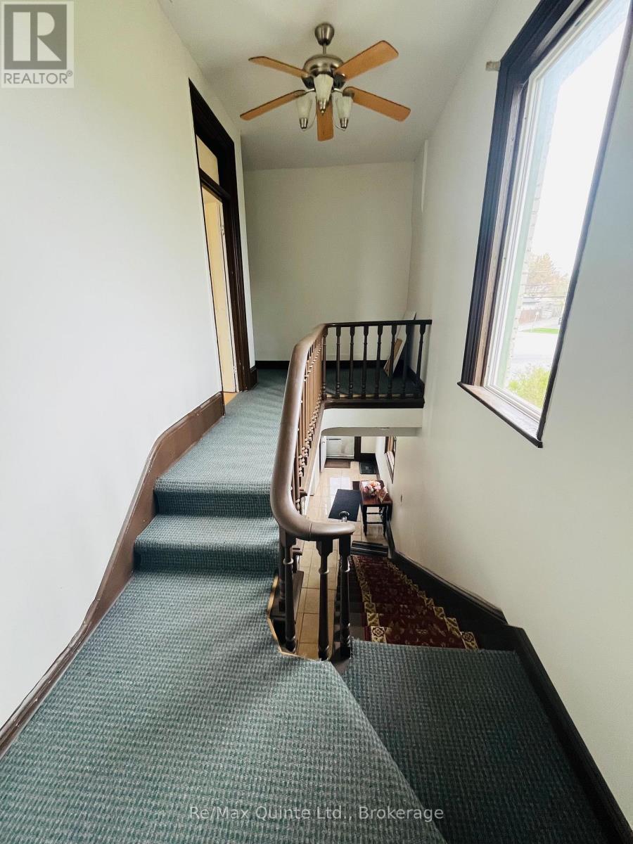 45 Highland Avenue, Belleville, Ontario  K8P 3R2 - Photo 11 - X13208946