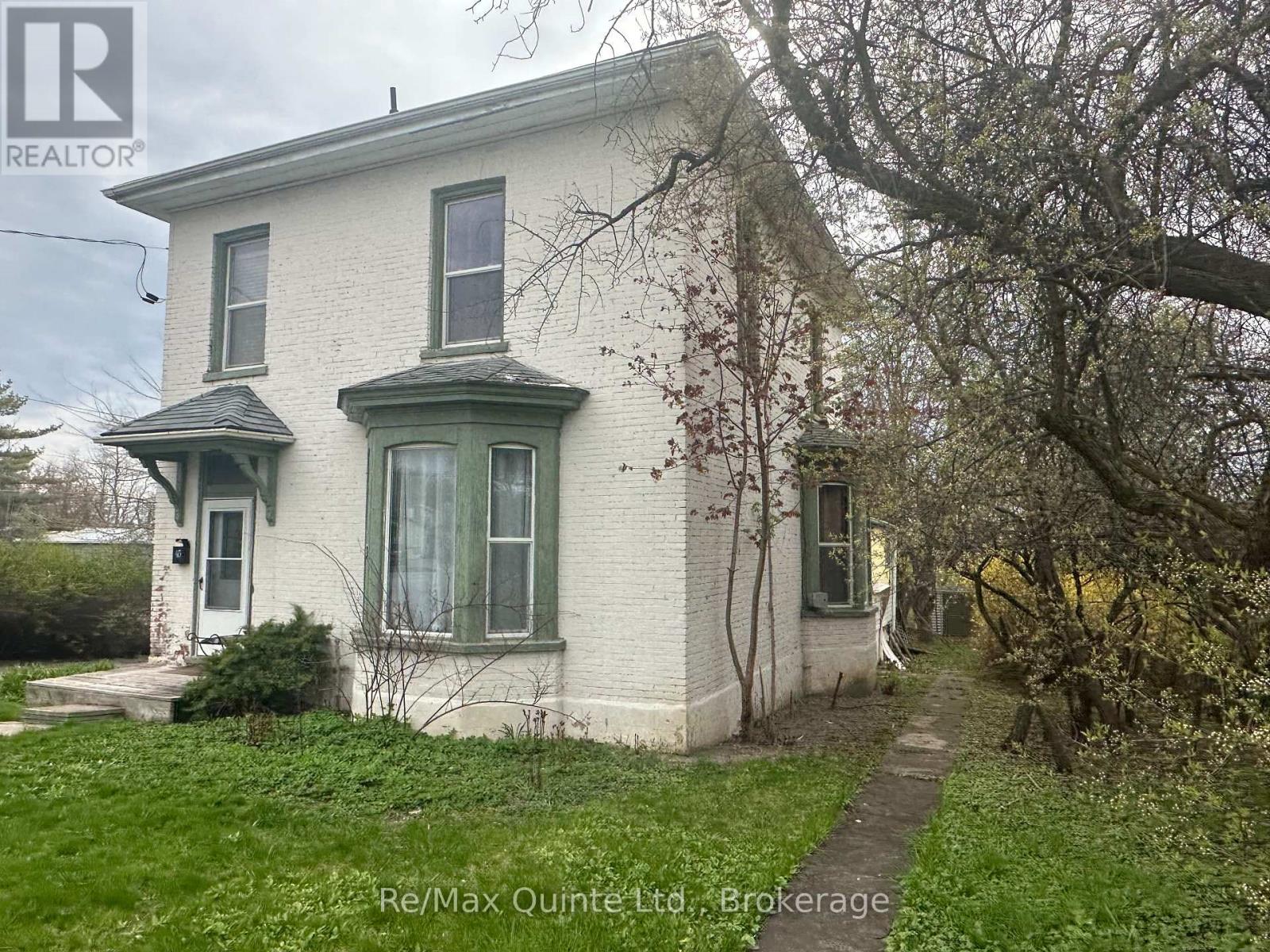 45 HIGHLAND AVENUE, Belleville, Ontario