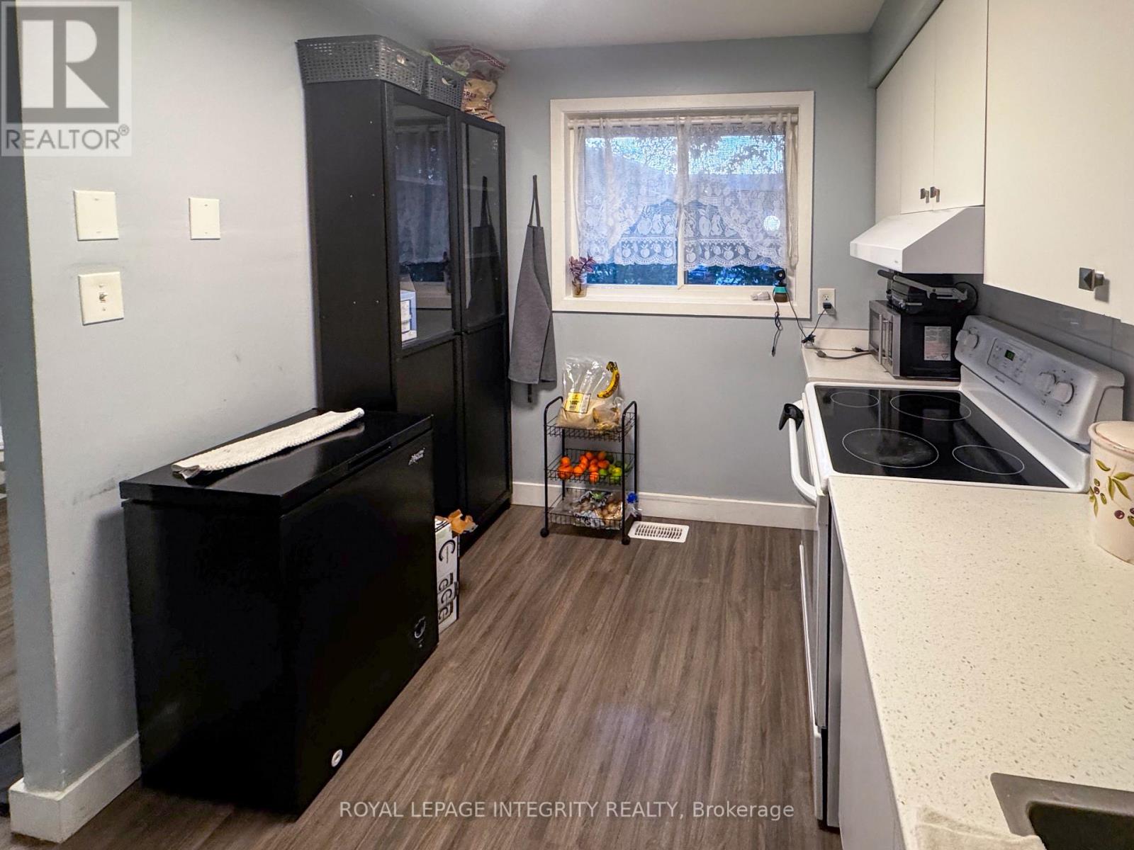 B - 46 Forester Crescent, Ottawa, Ontario  K2H 8Y4 - Photo 6 - X13171830