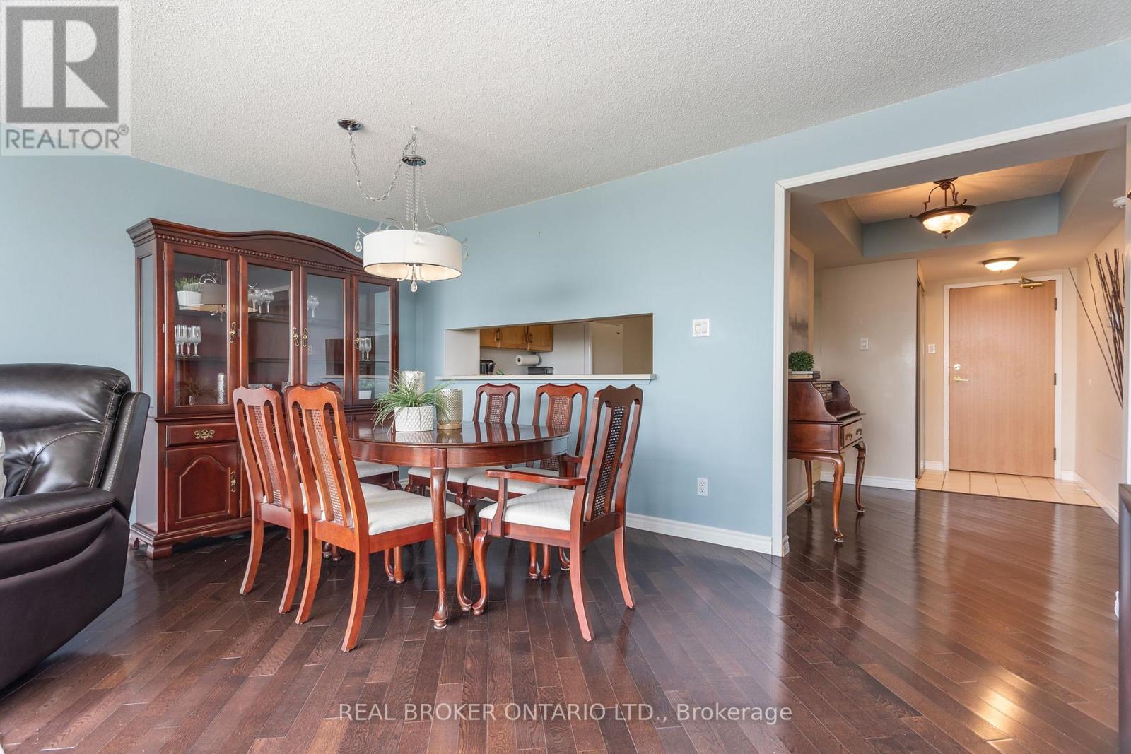 1005 - 330 Mill Street S, Brampton, Ontario L6Y 3V3 - Photo 13 - W13210012