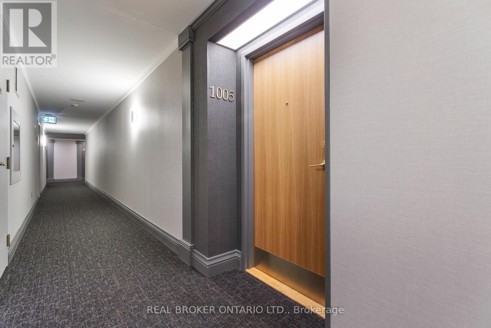 1005 - 330 Mill Street S, Brampton, Ontario L6Y 3V3 - Photo 2 - W13210012