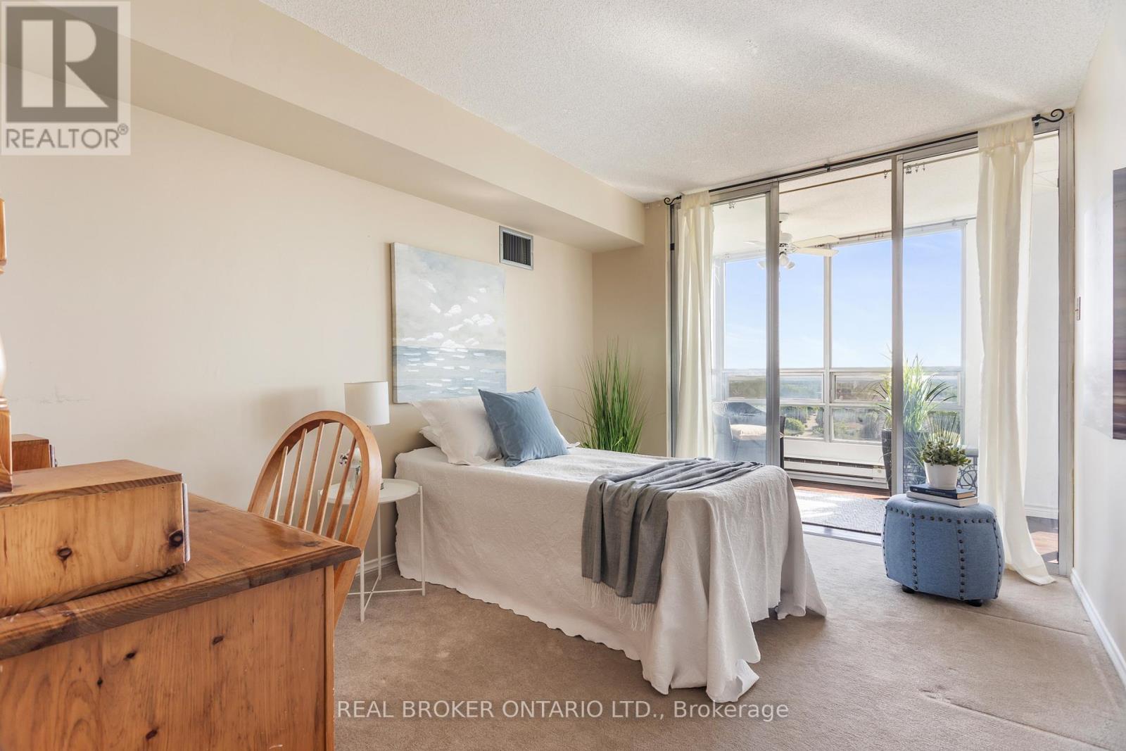 1005 - 330 Mill Street S, Brampton, Ontario L6Y 3V3 - Photo 26 - W13210012